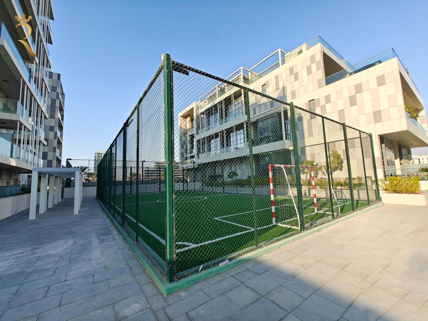 Al Raha Glamour 3br With Access Appartement *