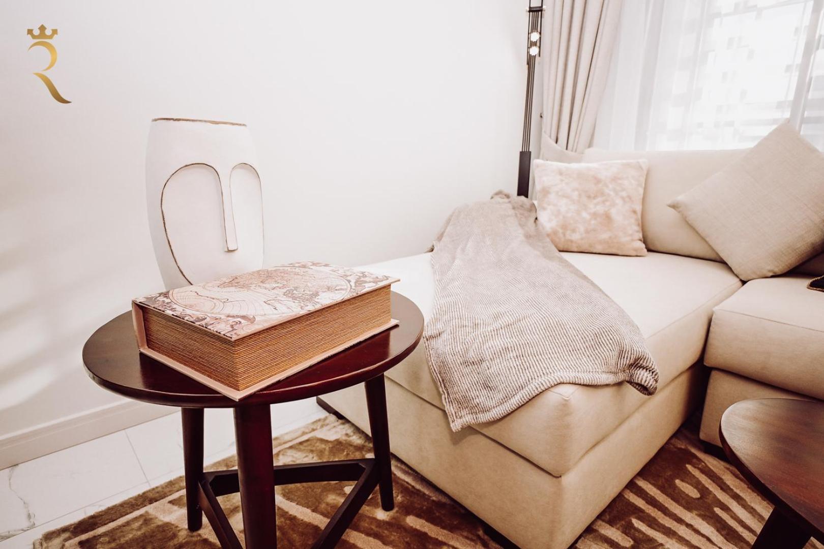 Al Raha Glamour 3br With Access Appartement