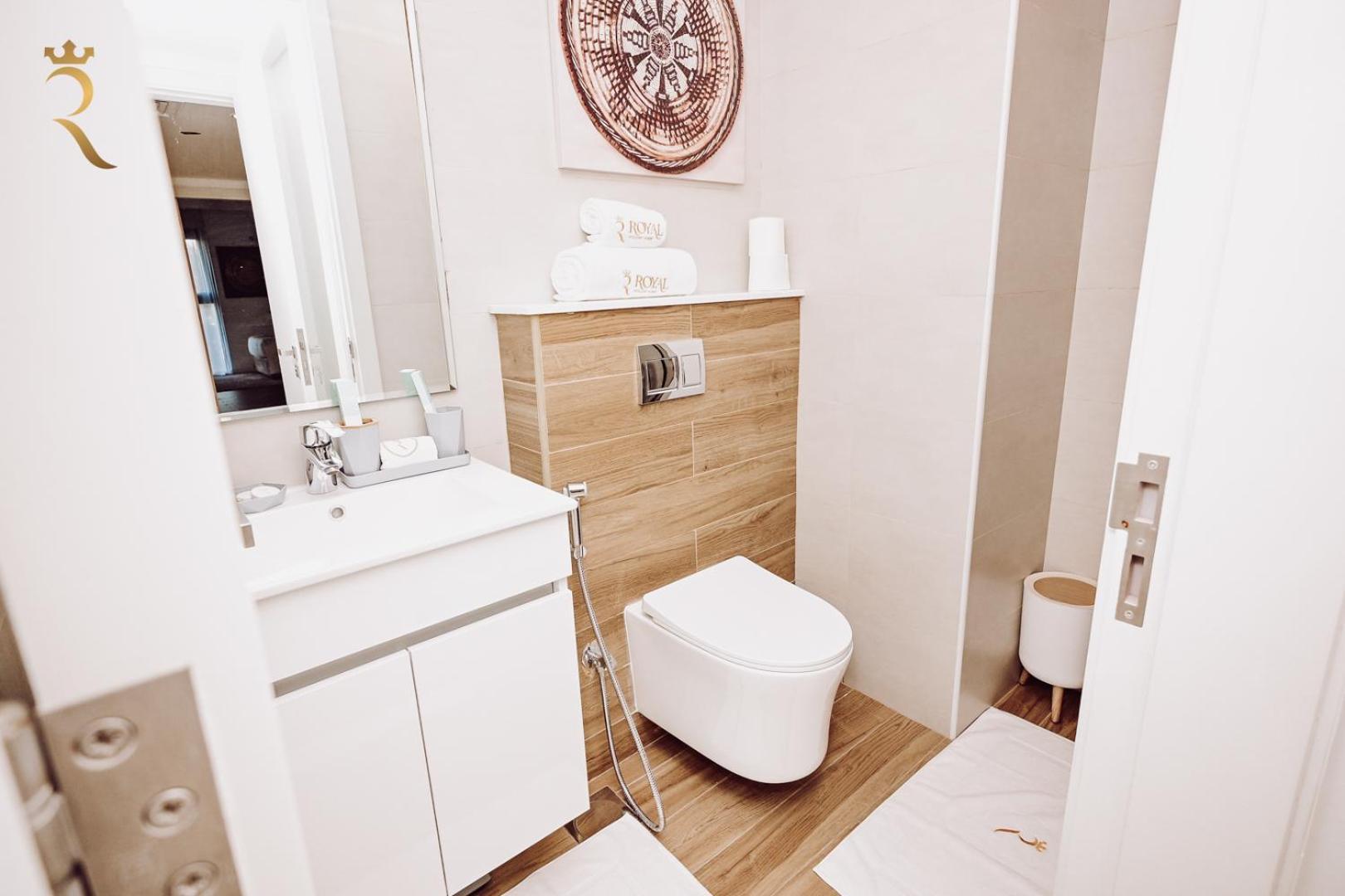 Al Raha Glamour 3br With Access * Abou Dabi